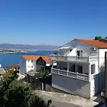 Ivica *