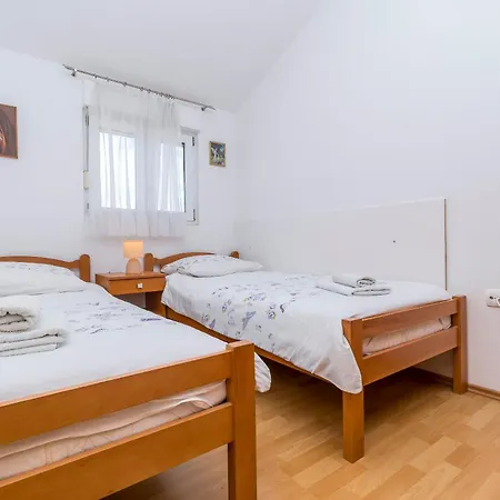Ivica Apartmán Trogir